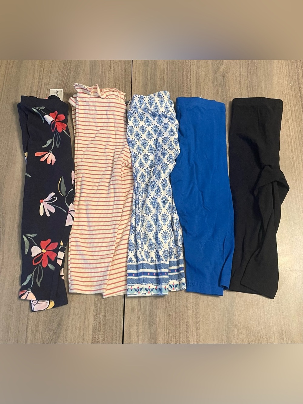 Lot of 5 Toddler Girl Leggings Size 24M (Floral, Striped, Solids)